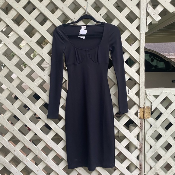 Aritzia Wilfred Gwen Black Midi Dress - Picture 4 of 6